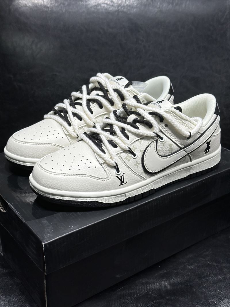 Nike Dunk Shoes